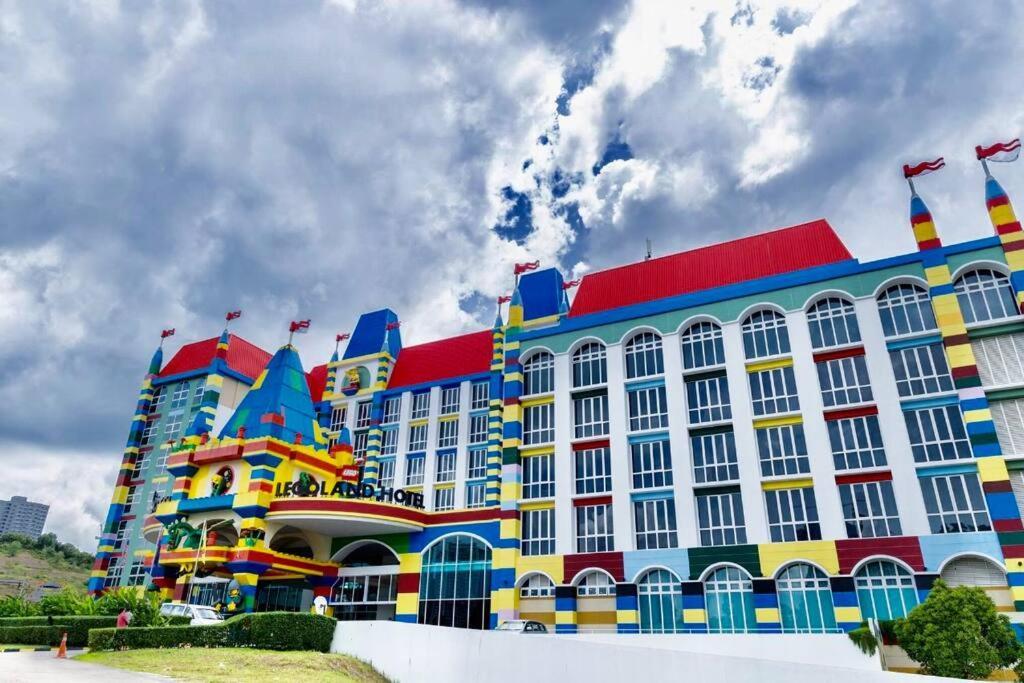 Legoland Jb Aghome Medini 3Room8Pax Bukit Indah Nusajaya  Luaran gambar