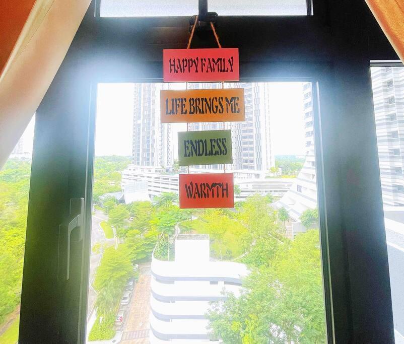 Legoland Jb Aghome Medini 3Room8Pax Bukit Indah Nusajaya  Luaran gambar