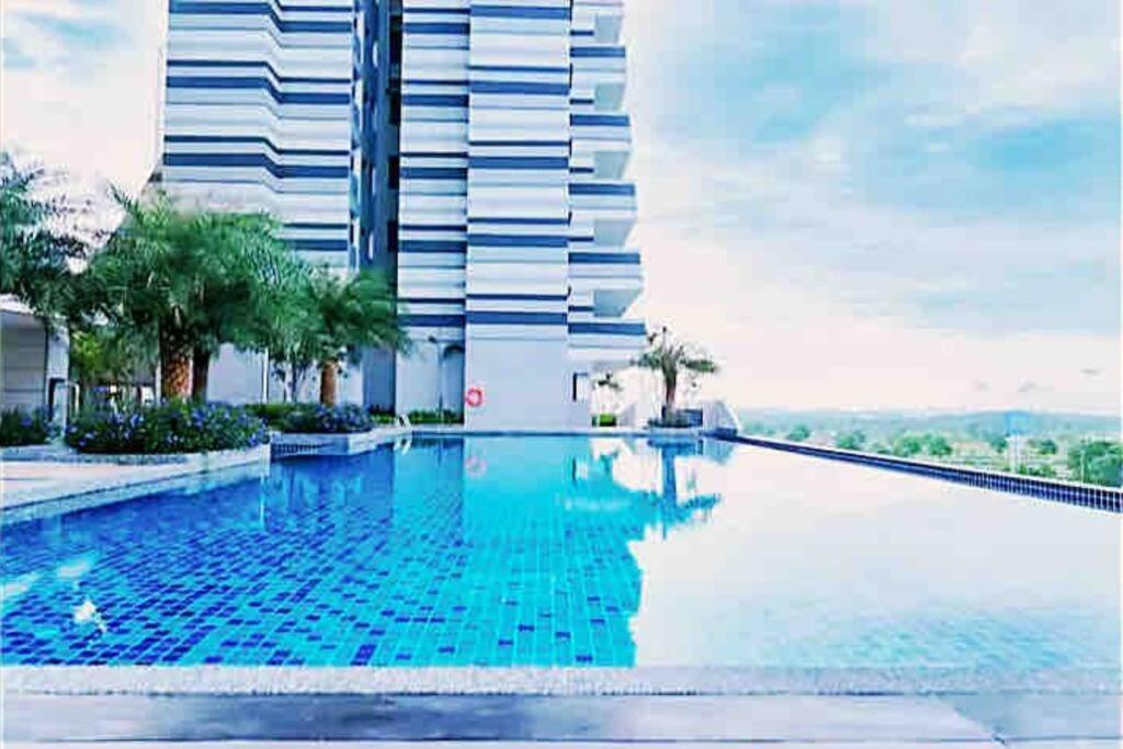 Legoland Jb Aghome Medini 3Room8Pax Bukit Indah Nusajaya  Luaran gambar
